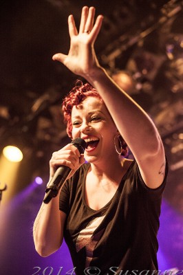 Anneke van Giersbergen13