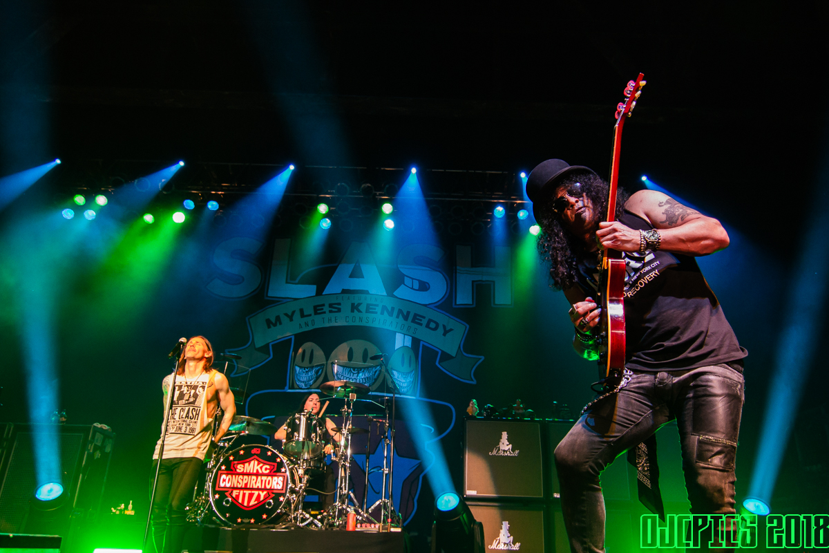 Slash Feat. Myles Kennedy and the Conspirators 'Living The Dream Tour' Live  DVD